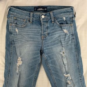 Hollister Size 1 (W25) Vintage Boyfriend Jeans